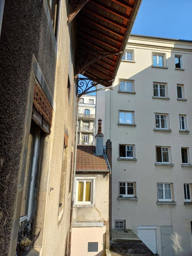 Le Carnot, A Deux Pas Du Centre Ville Безансон Екстер'єр фото